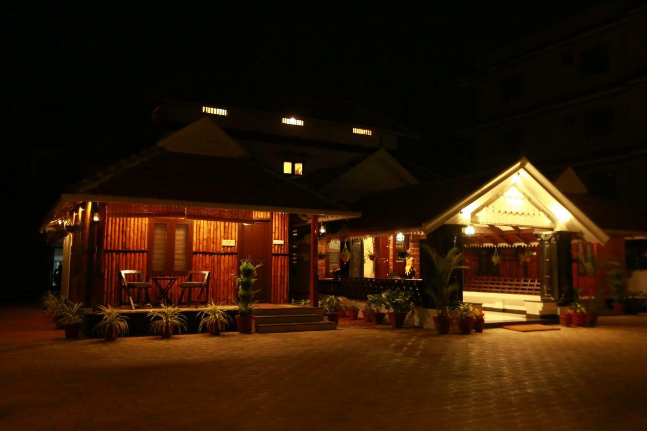Guruvayur Heritage By Nexstay Exterior foto