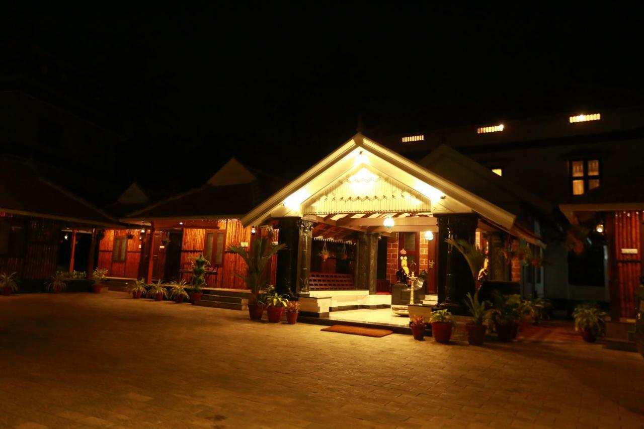 Guruvayur Heritage By Nexstay Exterior foto